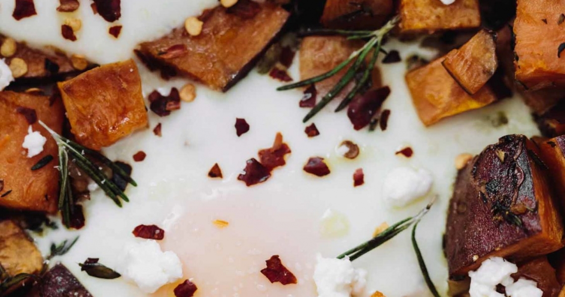 Ψητές γλυκοπατάτες με αυγά